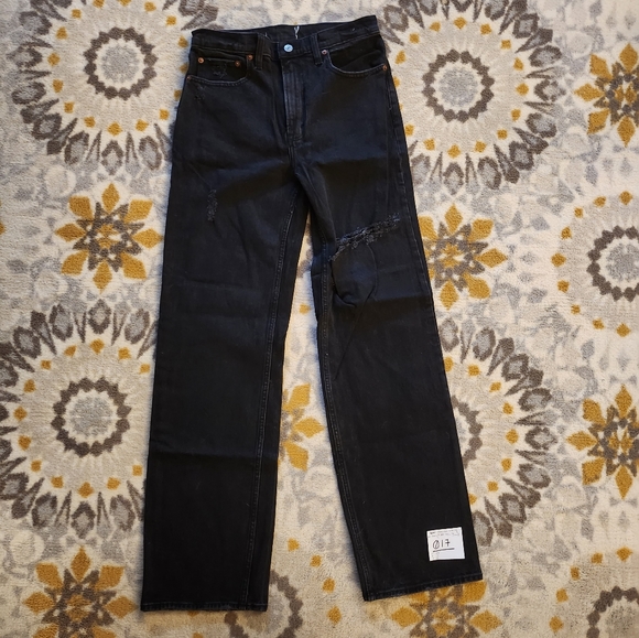 Abercrombie & Fitch Denim - Abercrombie wide leg dad jean with black slash at left thigh 28L